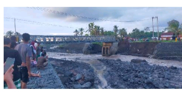 Banjir lahar dingin Gunung Semeru. (Foto/BNPB).