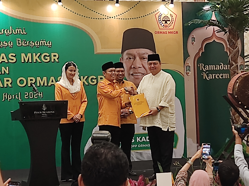 Airlangga Hartarto dapat dukungan jadi Ketum Golkar. (Foto/Ahda Bayhaqi)