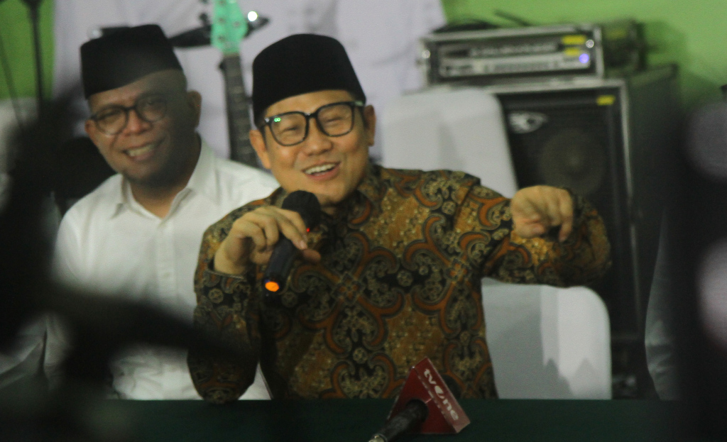 Ketum PKB Muhaimin Iskandar bersama Pengurus DPP memberikan keterangan terkait persiapan menjelang Pilkada 2024 di Jakarta, Sabtu (20/4). (BeritaNasional/Oke Atmaja)