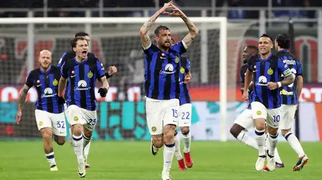 Pemain Inter Milan merayakan gol kemenangan kontra AC Milan. (Foto/Dok Serie A)