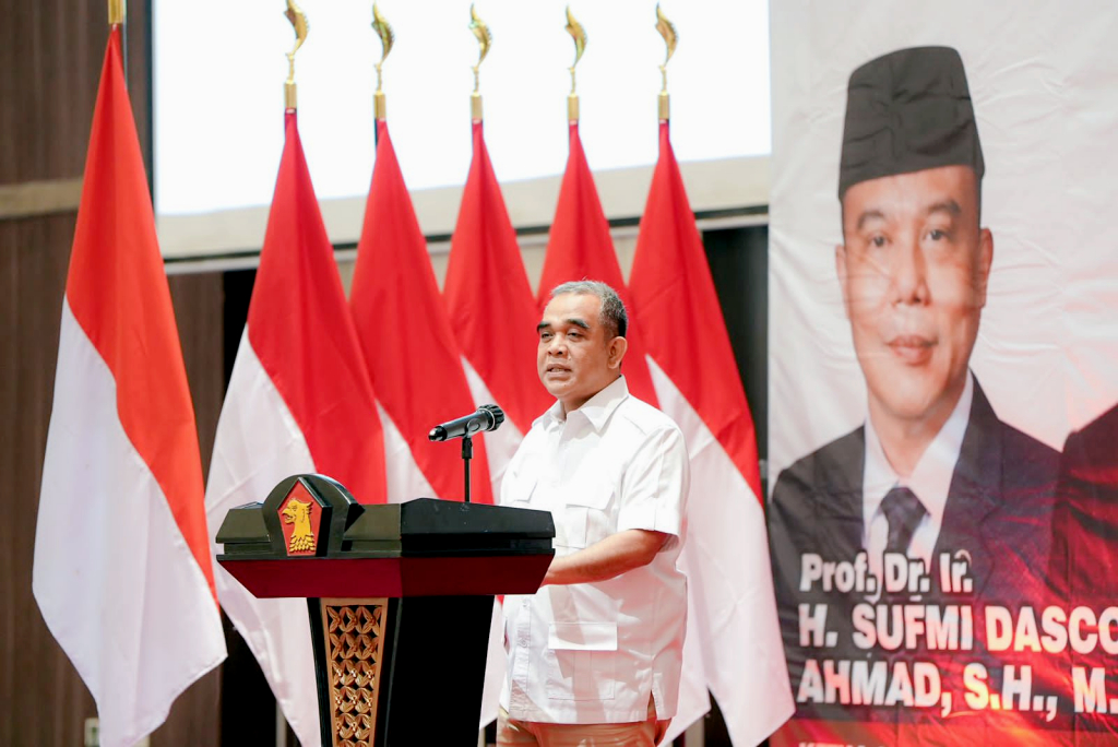 Sekjen Gerindra Ahmad Muzani hadir dalam Rapat Koordinasi pengurus Partai Gerindra se-Jawa Barat, di Karawang, Jawa Barat, Senin (13/5/2024).  (BeritaNasional/HO/Elvis Sendouw)