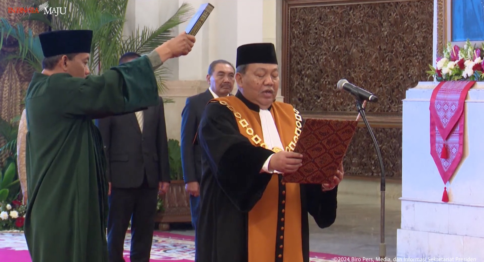 Hakim Agung Suharto saat membaca sumpah jabatan sebagai Wakil Ketua MA. (Foto/tangkapan layar YouTube Sekretariat Presiden).