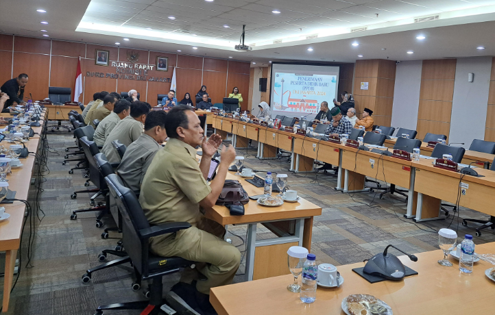 Suasana rapat kerja Pemprov DKI bersama Komisi E DPRD DKI Jakarta pada Senin (27/5/2024). (BeritaNasional/Lydia)