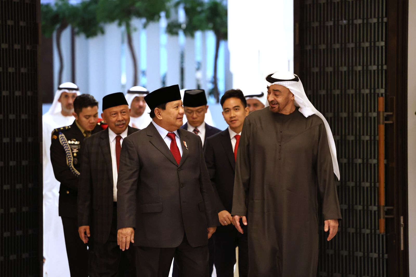 Prabowo Subianto dan Gibran Rakabuming bertemu dengan MBZ. (Foto/Tim Prabowo)