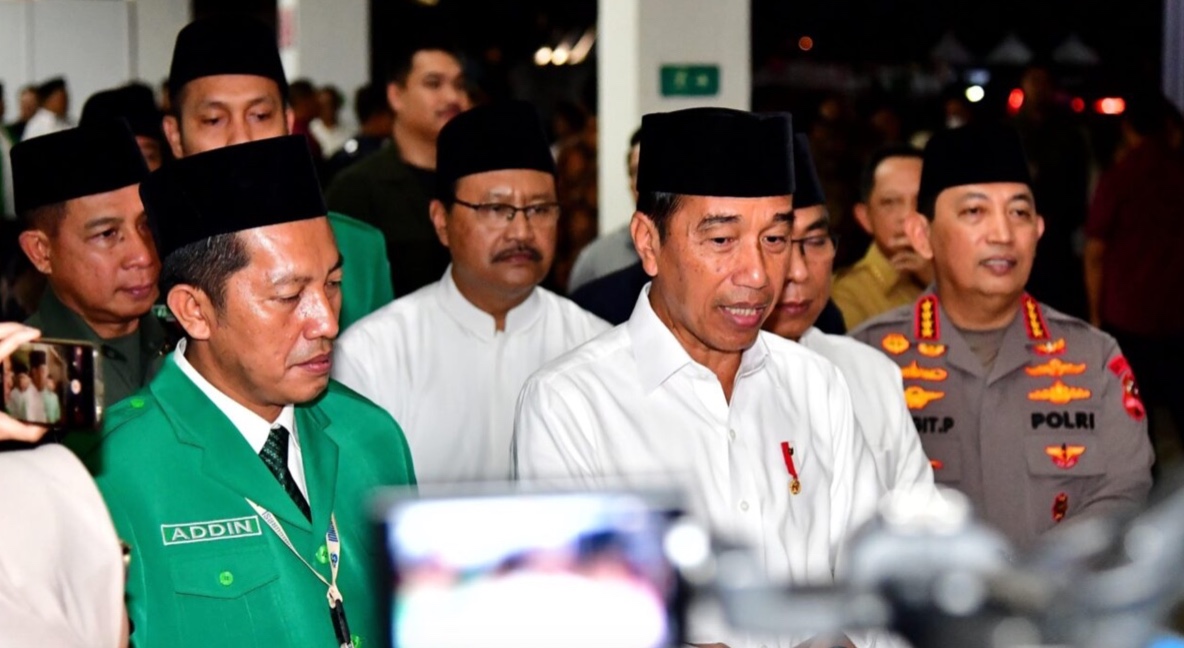 Presiden Jokowi saat memberikan keterangan pers. (Foto/BPMI)