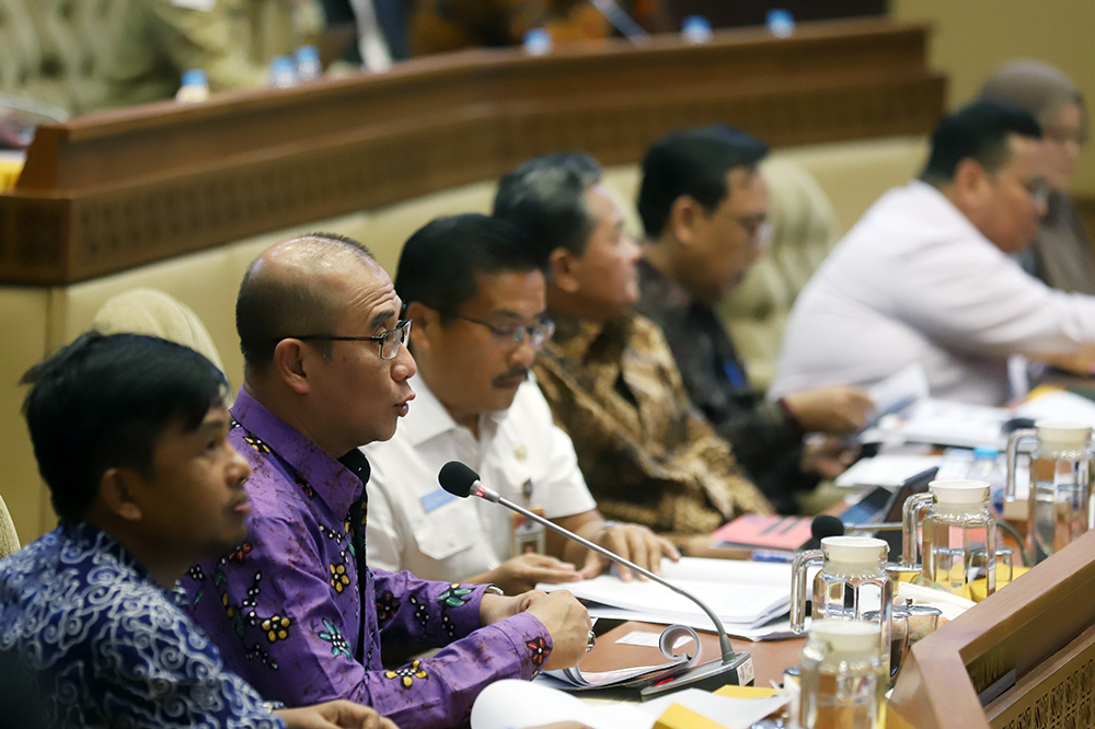 Rapat kerja komisi II bersama Mendagri, KPU, Bawaslu dan DKPP bahas evaluasi Pemilu. (BeritaNasional/Elvis Sendouw)