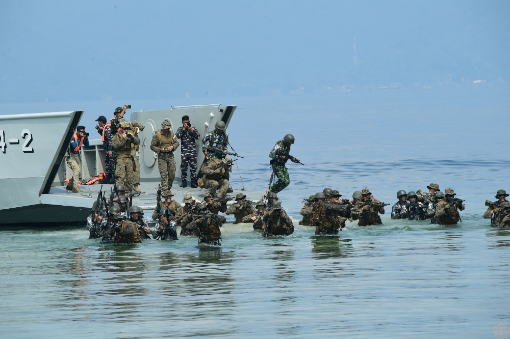 TNI AL menggelar latihan bersama dengan US Navy di Lampung. (Foto/Puspen TNI)