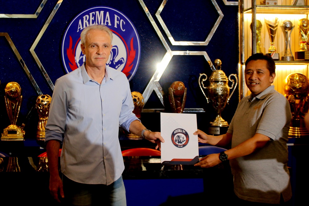 Pelatih Arema FC Joel Cornelli. (Foto/Liga Indonesia Baru).