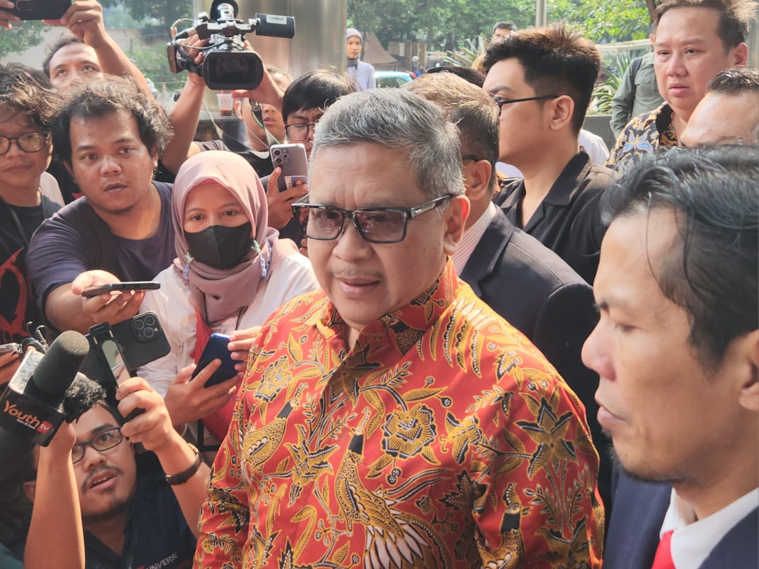 Sekjen PDIP Hasto Kristiyanto setelah menjalani pemeriksaan oleh KPK. (BeritaNasional/Panji Septo)