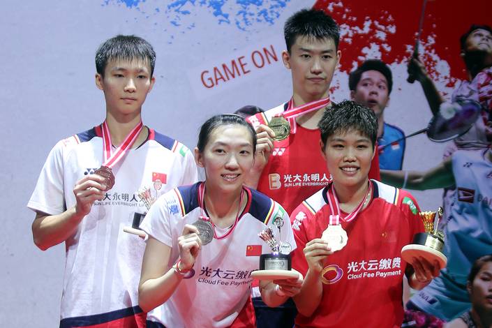 Ganda campuran China Jiang Zhen Bang/Wei Ya Xin (baju putih). (Foto/Djarum Badminton)