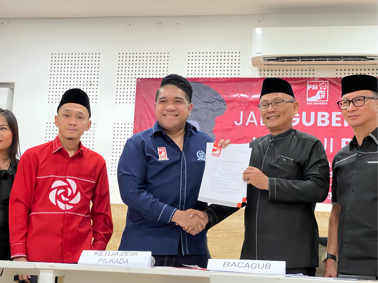 Ketua Umum Forum Betawi Rempug (FBR) Lutfi Hakim mendaftar ke PSI. (Foto/Istimewa).