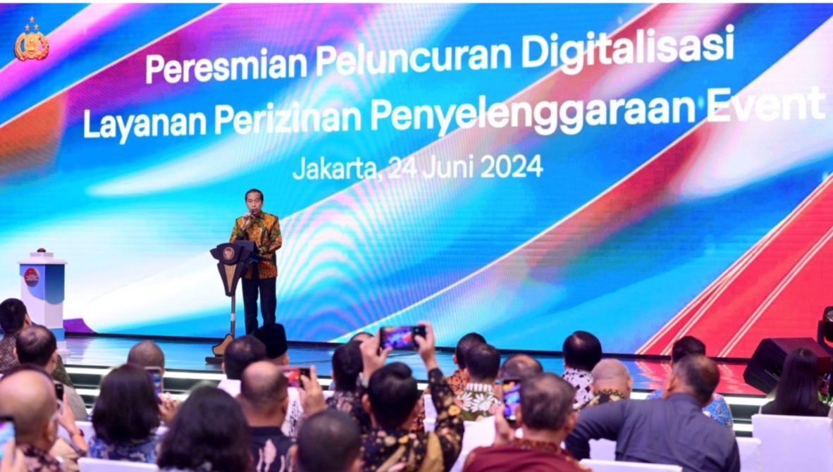 Presiden Jokowi saat  meluncurkan digitalisasi layanan perizinan penyelenggaraan event. (Foto/BPMI Setpres).