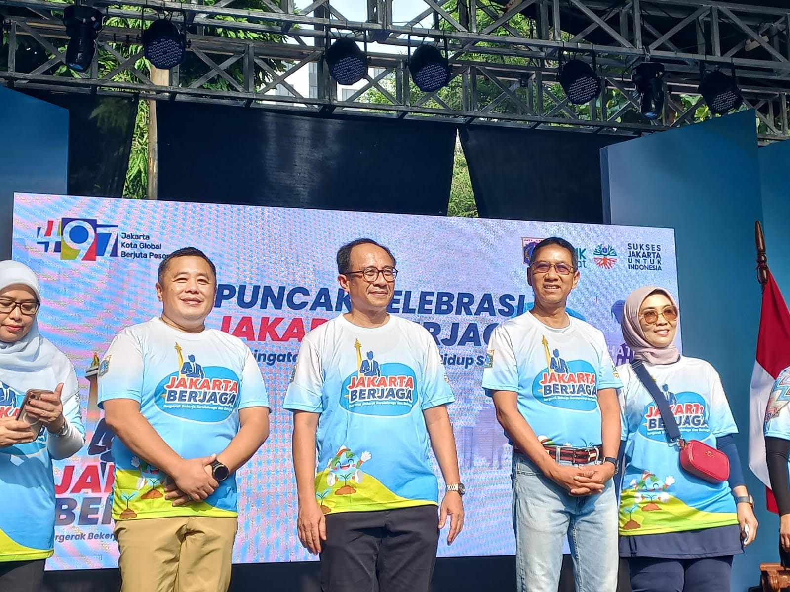 PJ Gubernur DKI Jakarta Heru Budi Hartono (dua dari kanan) dalam salah satu kegiatan. (Foto/Pemprov DKI)