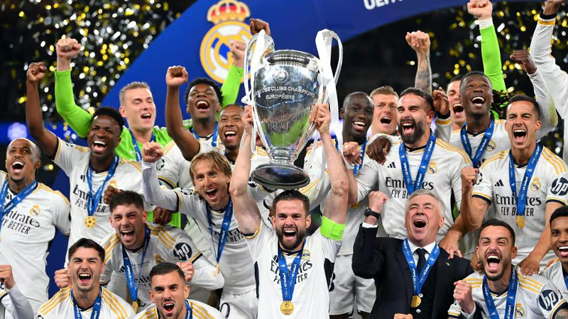 Real Madrid menahbiskan diri sebagai raja Eropa setelah merengkuh gelar juara ke-15 Liga Champions usai menaklukkan Borussia Dortmund dengan skor 2-0. (Foto/UEFA)