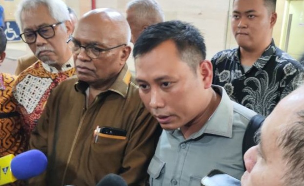 Staf Sekretaris Jenderal (Sekjen) PDIP, Hasto Kristiyanto, Kusnadi di gedung Bareskrim Polri. (BeritaNasional/Mufit).