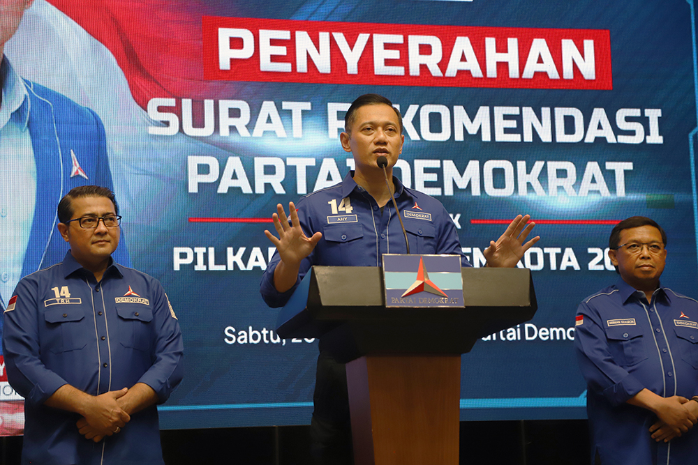 Ketum Demokrat Agus Harimurti Yudhoyono (tengah). (BeritaNasional/Elvis Sendouw)