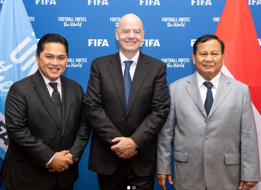 Dari kanan, Presiden Terpilih Prabowo Subianto, Presiden FIFA Gianni Infantino, dan Ketum PSSI Erick Thohir. (Foto/Inst @erickthohir)