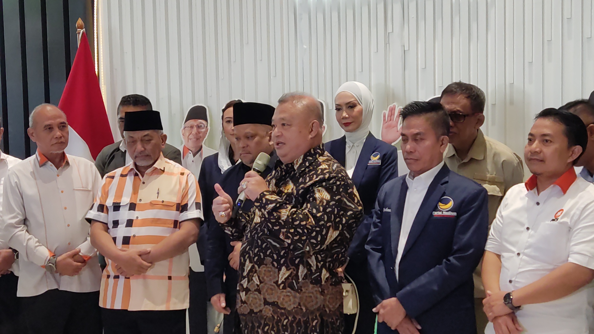 Bakal Calon Gubernur Jawa Barat dari Partai NasDem Ilham Habibie bertemu dengan Presiden PKS Ahmad Syaikhu di Kantor DPP PKS. (BeritaNasional/Ahda).