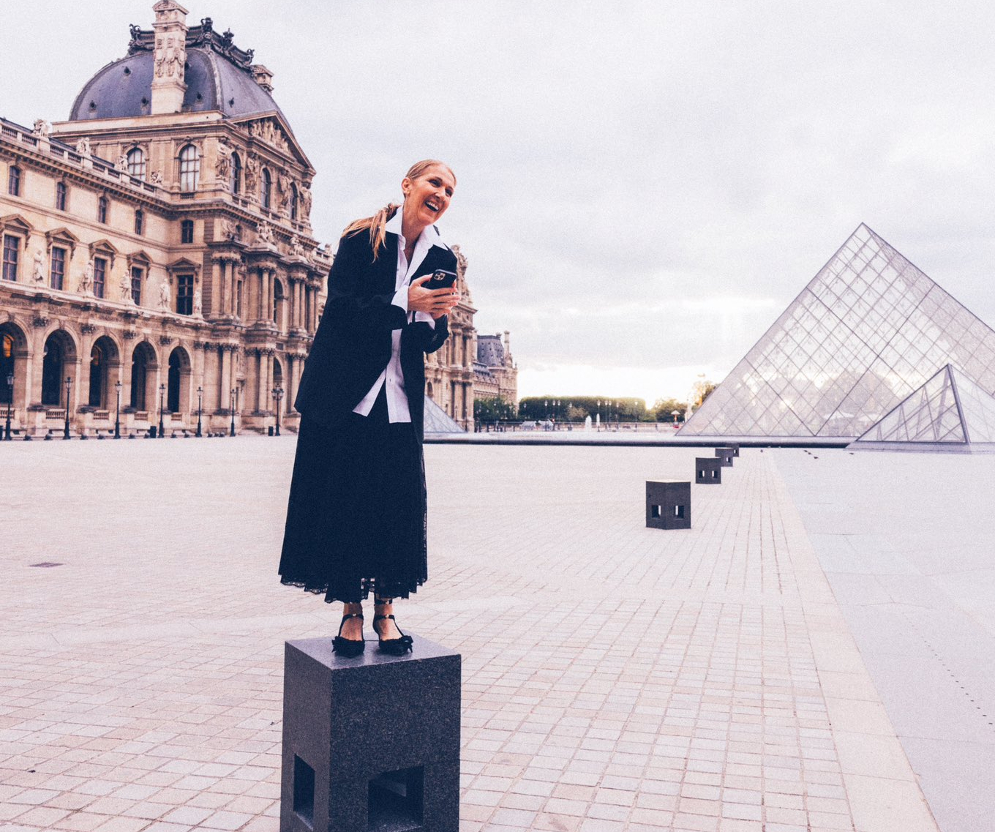 Penyanyi Celine Dion saat berada di Paris, Prancis. (Foto/akun X @celinedion)