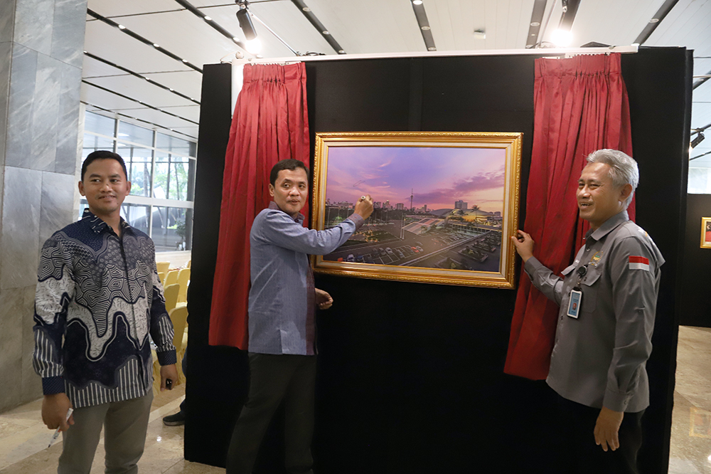 Award Jurnalis KWP (AJK) dan Pameran Foto Warna-warni Parlemen. (BeritaNasional/Elvis Sendouw)