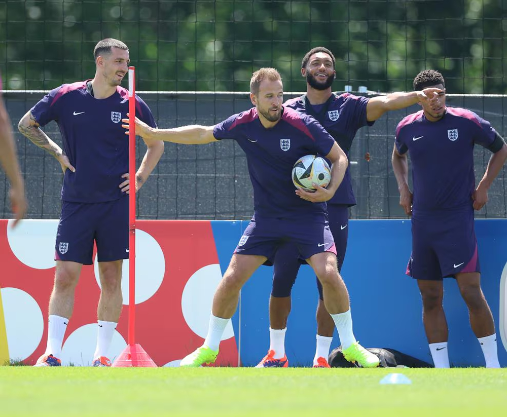 Suasana latihan para pemain Timnas Inggris. (Foto/UEFA.com)