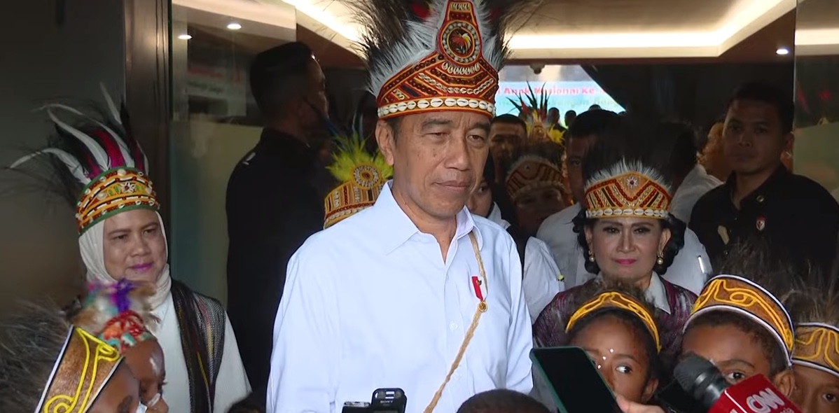 Presiden Jokowi saat memberikan keterangan. (Foto/BPMI)