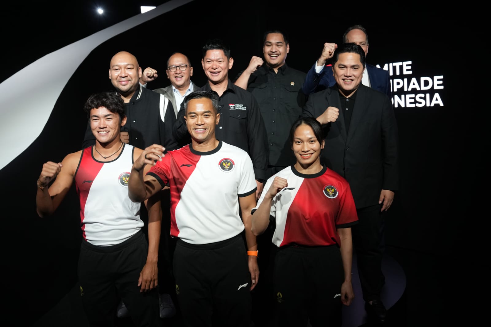 Jersey timnas Indonesia yang didesain langsung oleh desainer Tanah Air Didit Hediprasetyo (Foto/Kemenpora)