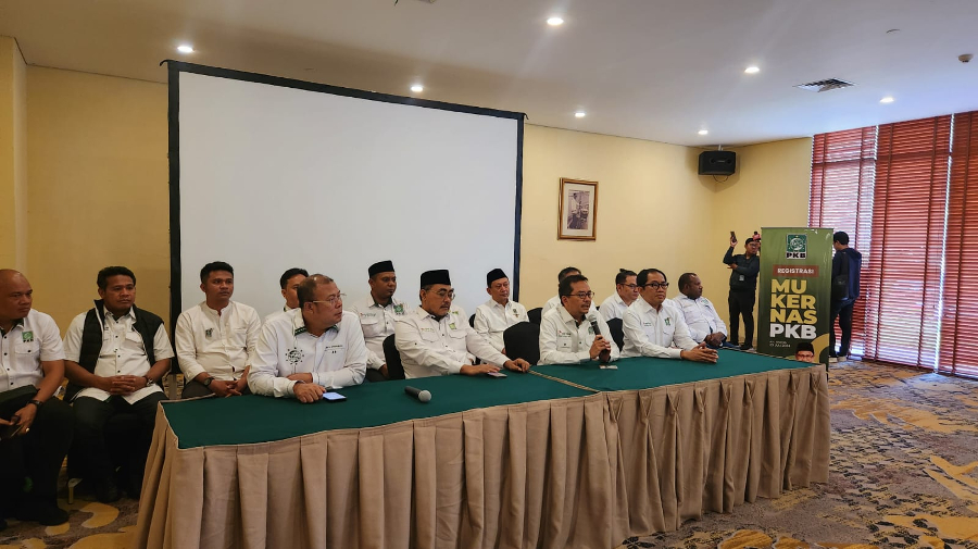 Waketum PKB Jazilul Fawaid membahas elektabilitas Ketum PSI Kaesang Pangarep di Jawa Tengah. (Beritanasional/Panji Septo)