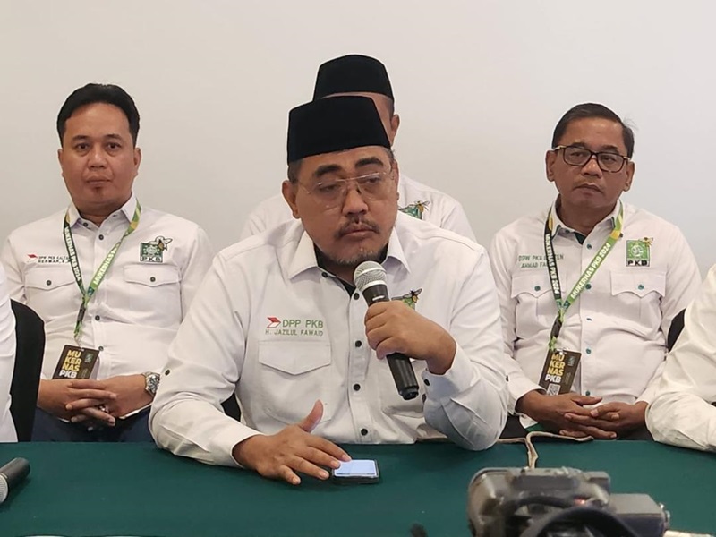 Waketum PKB Jazilul Fawaid menanggapi sikap PBNU yang mengintervensi partai politik. (BeritaNasional/Panji)