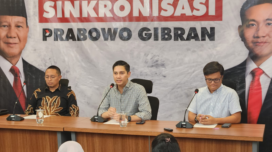 Klarifikasi Gugus Tugas Sinkronisasi Prabowo-Gibran soal isu harga makanan bergizi Rp 7.500. (BeritaNasional/Panji Septo)