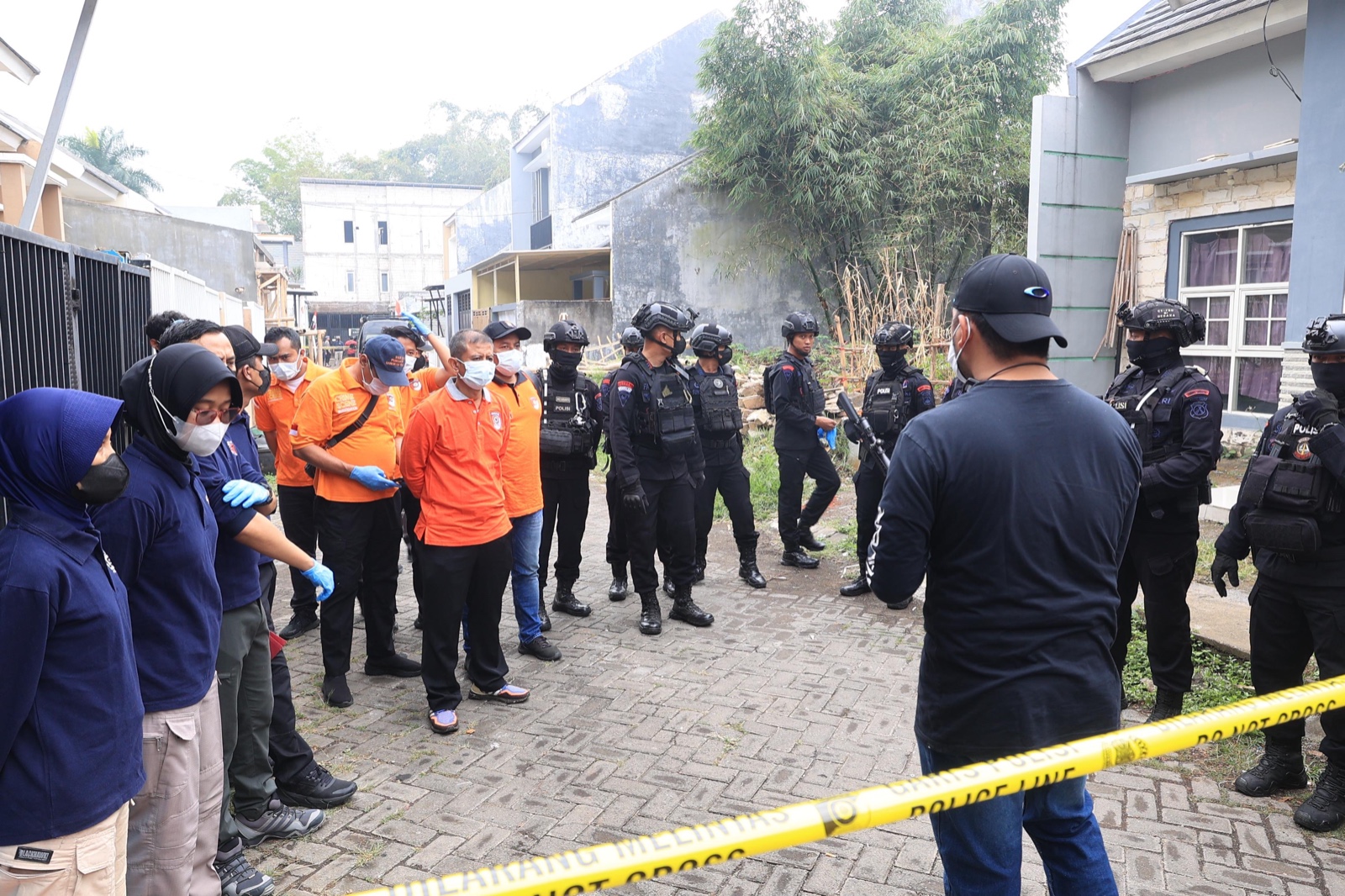 Densus 88 Antiteror Polri berhasil menangkap terduga tindak pidana terorisme berinisial HOK (19), di Jalan Langsep, Kelurahan Sisir, Kecamatan Baru Malang. (Foto/Humas Polri).