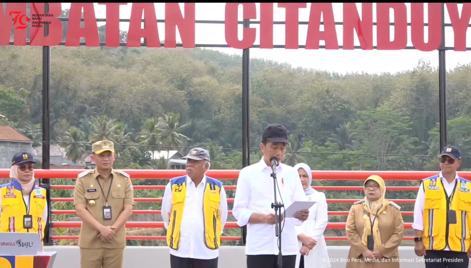 Presiden Jokowi Resmikan Infrastruktur Jalan dan Jembatan di Jawa Barat. (Foto/YouTube Sekretariat Presiden).