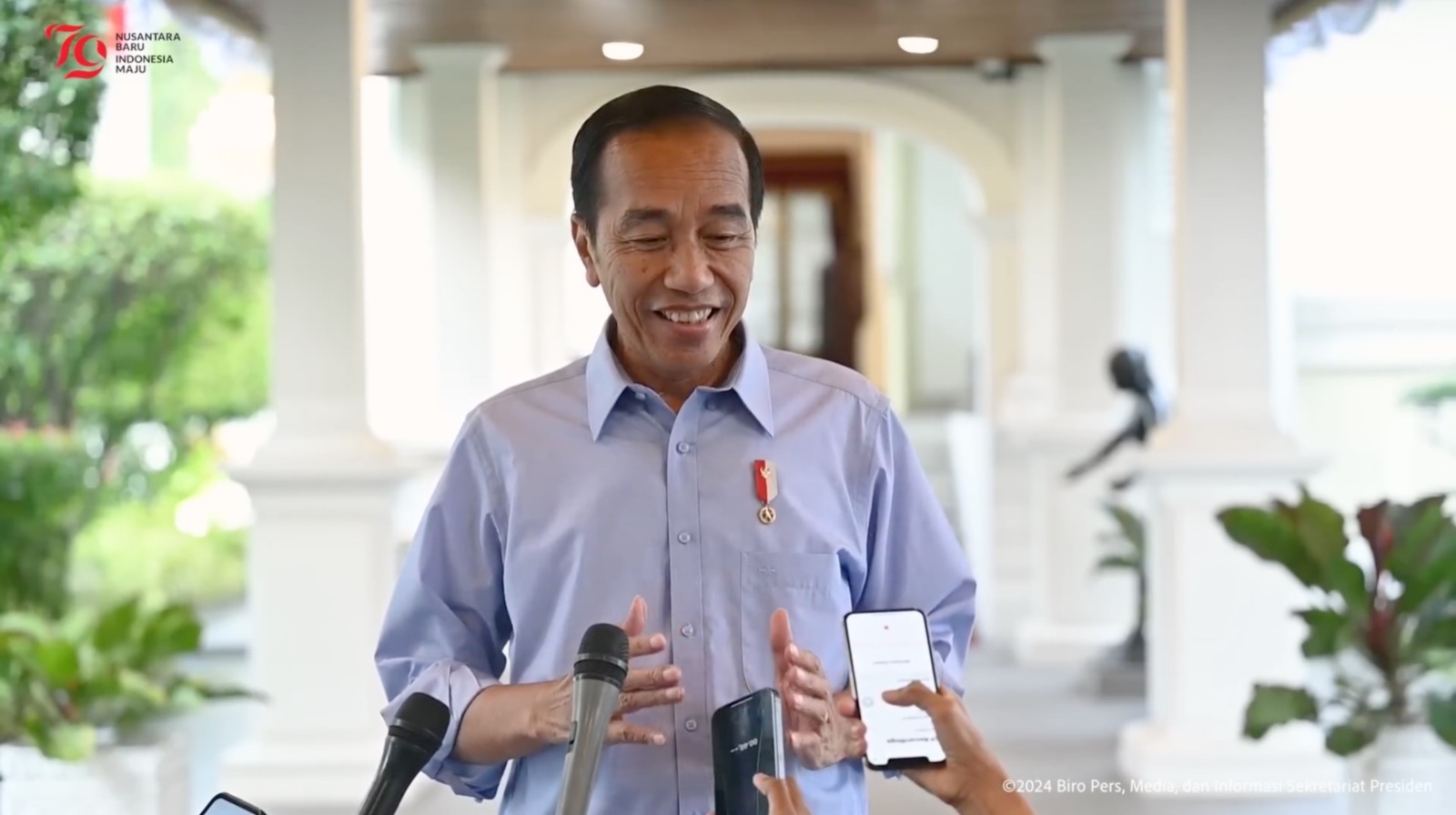 Presiden Jokowi saat memberikan keterangan. (Foto/BPMI)