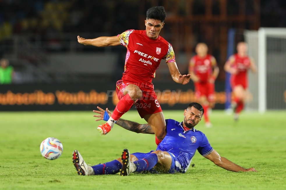 Semifinal Piala Presiden Arema vs Persis. (Foto/pialapresiden.id).