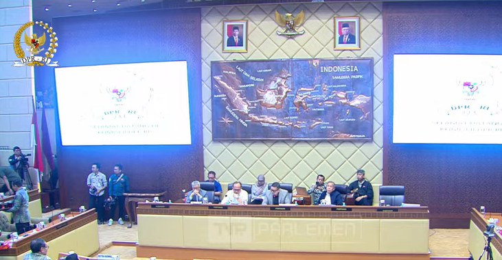 Suasana rapat dengar pendapat di Komisi II DPR RI. (BeritaNasional/Tangkapan Layar)