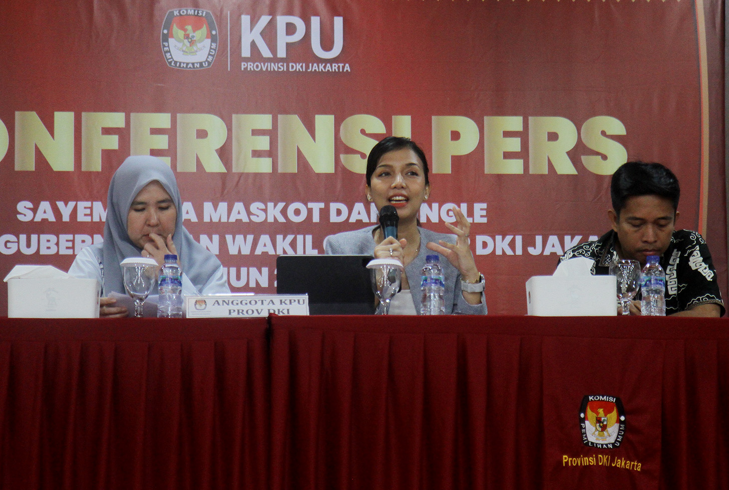 Ketua Divisi Sosialisasi, Pendidikan Pemilih, dan Partisipasi Masyarakat KPU DKI Jakarta Astri Megatari saat sosialisasi. (BeritaNasional/Oke Atmaja)