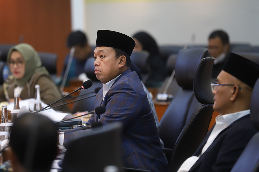 Ketua Pansus Angket Haji Nusron Wahid saat rapat dengar pendapat bersama Kemenag. (BeritaNasional/Elvis Sendouw)