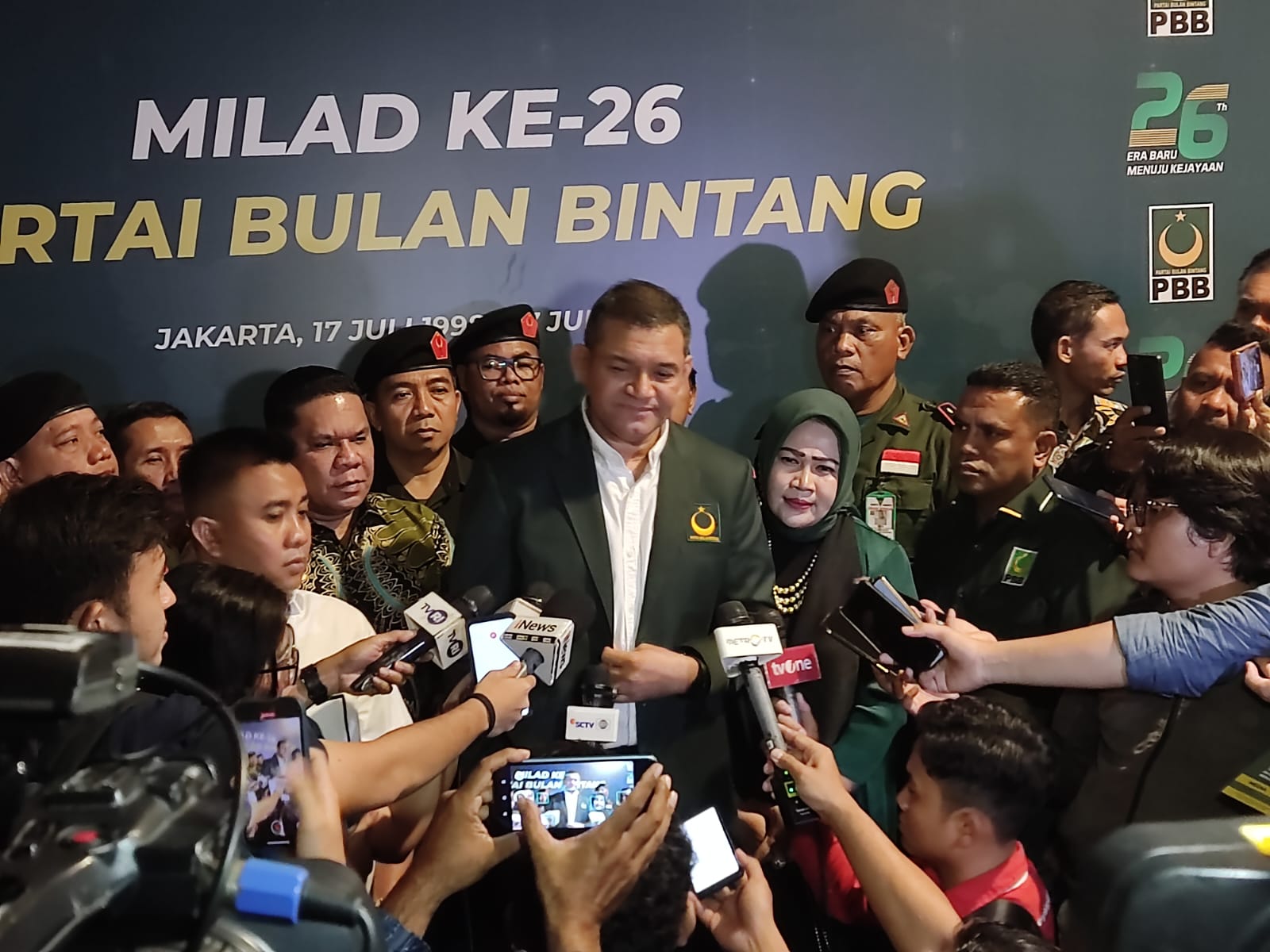 Penjabat Ketum PBB Fahri Bachmid saat Milad PBB di Hotel Sultan, Jakarta, Sabtu (3/8/2024). (Beritanasional/Ahda)