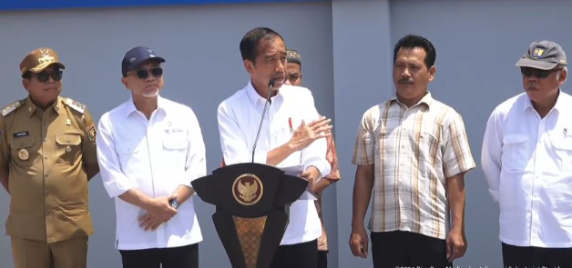 Presiden Jokowi resmikan Pasar Pasir Gintung yang telah direvitalisasi di Kota Bandar Lampung. (BeritaNasional Tangkapan layar YouTube Setpres)