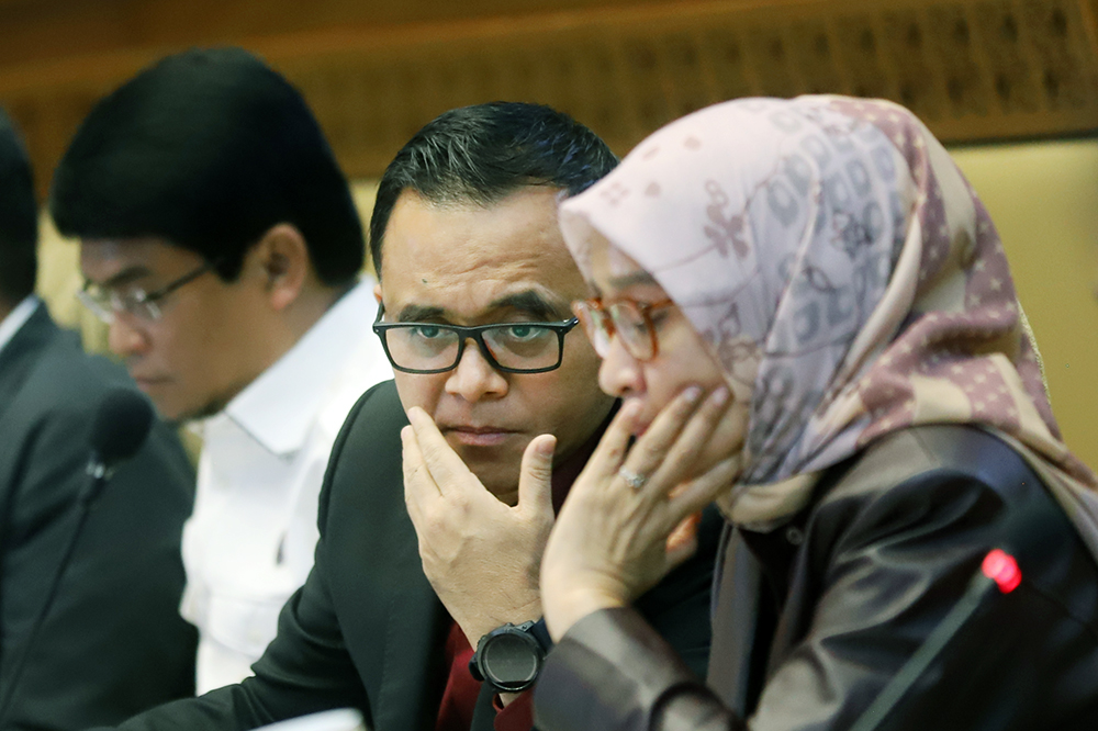 Rapat kerja komisi II bersama Menpan RB bahas UU ASN. (BeritaNasional/Elvis Sendouw)