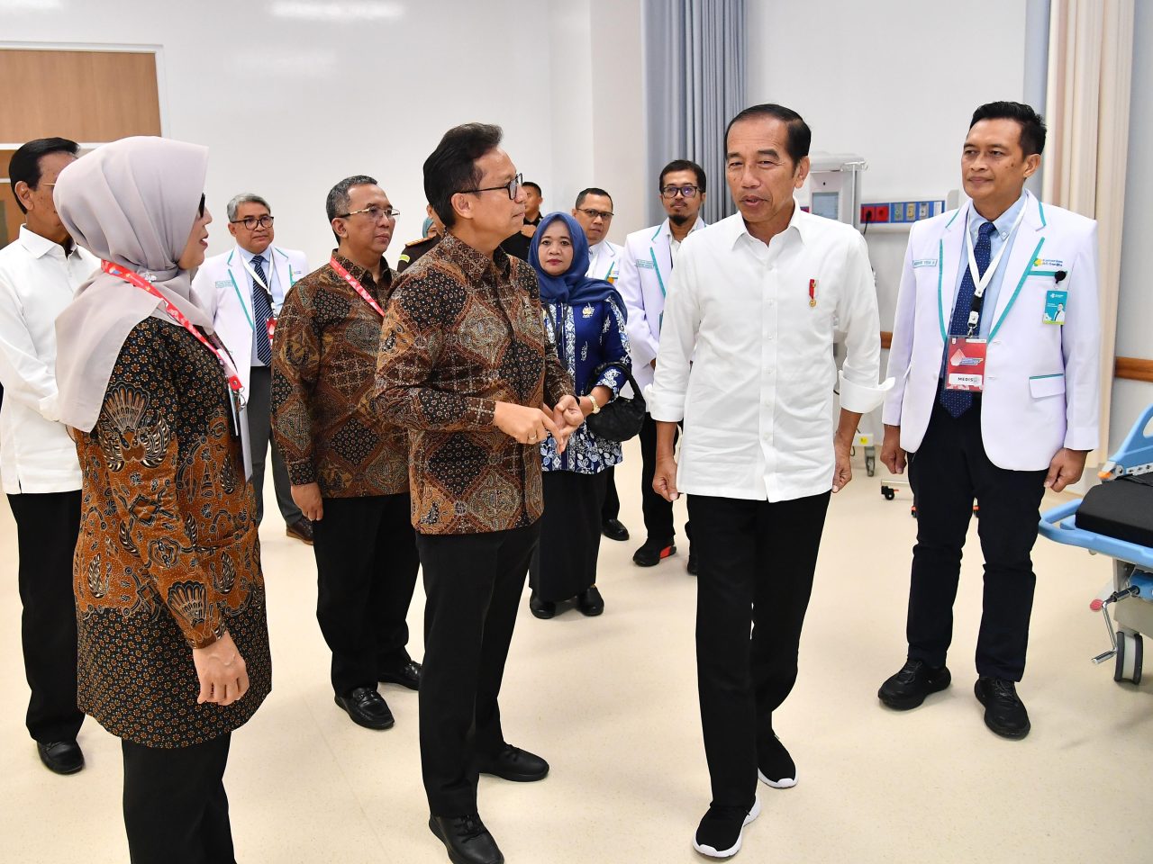 Presiden Jokowi meresmikan Gedung Pelayanan Kesehatan Ibu dan Anak Rumah Sakit (RS) Sardjito Yogyakarta. (Foto/BPMI).