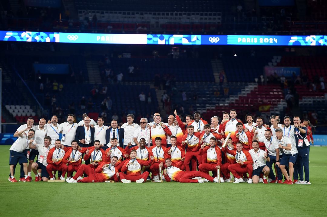 Timnas Spanyol meraih emas di olimpiade Paris 2024. (Foto/instagram/sefutbol).