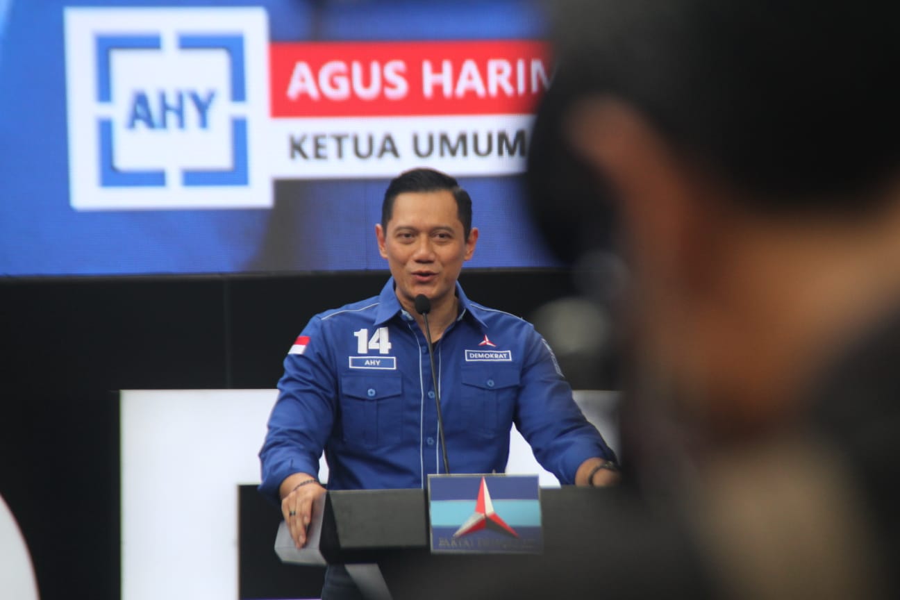 Ketum Demokrat Agus Harimurti Yudhoyono saat memberikan pidato di Kantor DPP Demokrat. (BeritaNasional/Oke Atmaja)