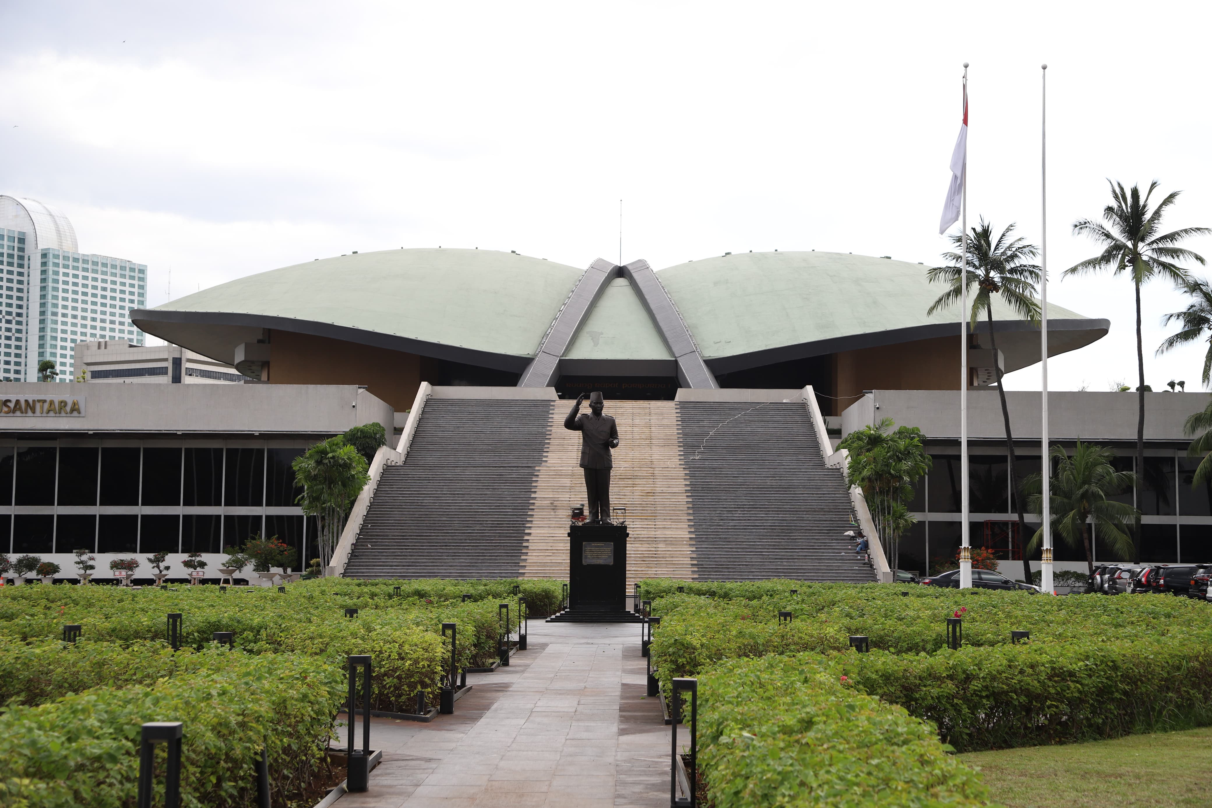 Gedung DPR RI. Anggota dewan sudah mengesahkan revisi UU Keimigrasian. (BeritaNasional/Elvis)