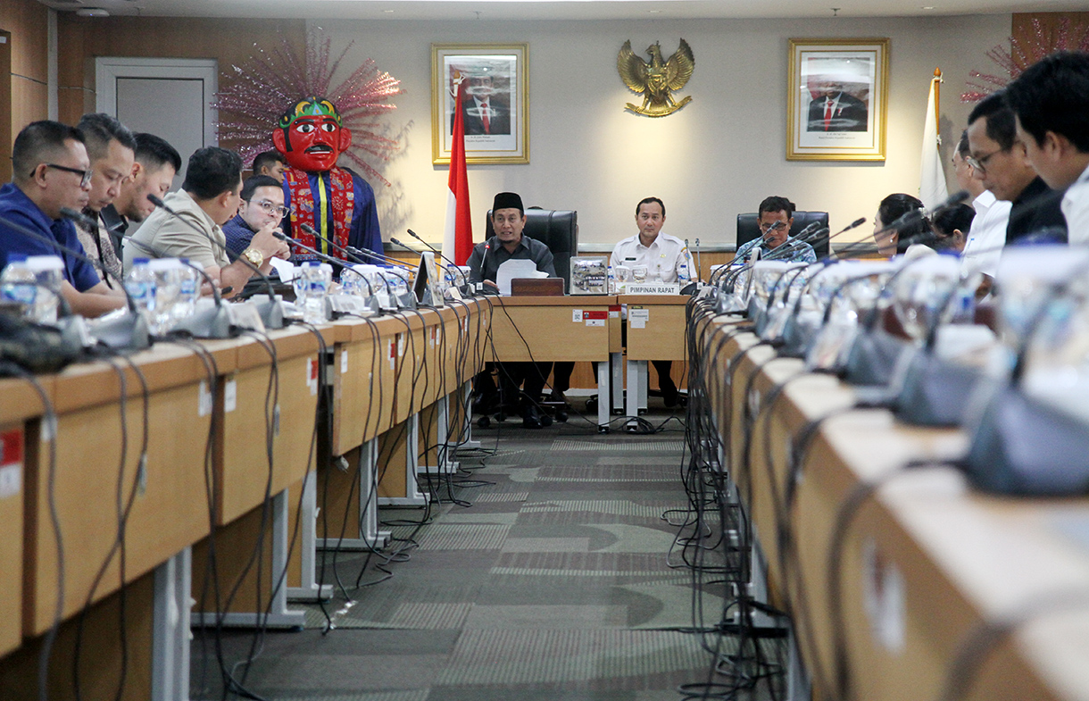 Suasana rapat untuk memilih pengganti Pj Gubernur Jakarta Heru Budi di Ruang Serbaguna DPRD Jakarta, Rabu (11/9/2024).(BeritaNasional.com/ Oke Atmaja)