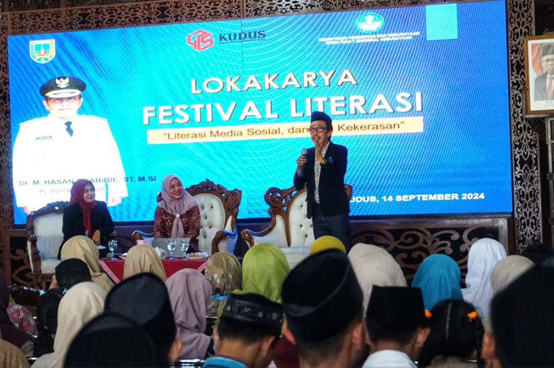 Pergelaran Festival Literasi yang digelar di Kabupaten Kudus, Jawa Tengah. (Foto/Kemendikbud)