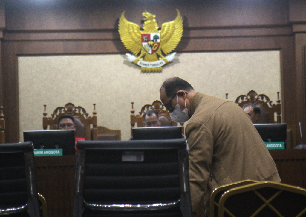 Hakim Agung nonaktif Gazalba Saleh saat di ruang sidang. (BeritaNasional/Oke Atmaja).