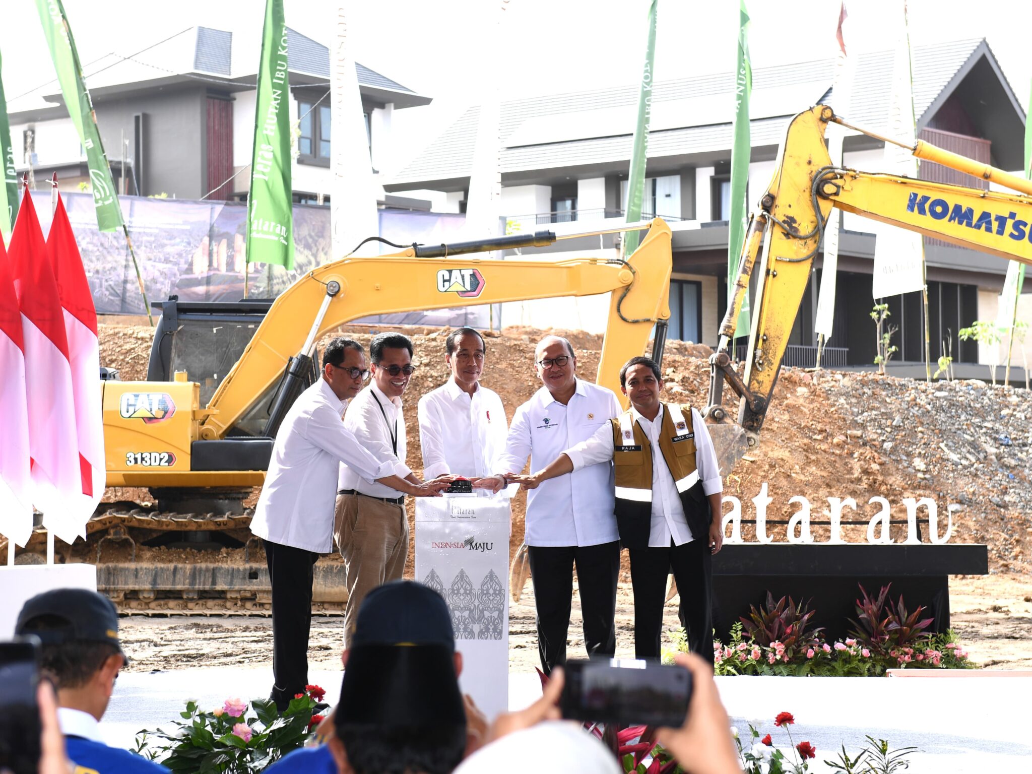 Presiden Jokowi meresmikan peletakan batu pertama (groundbreaking) pembangunan Teras Hutan Ibu Kota Nusantara. (Foto/BPMI).