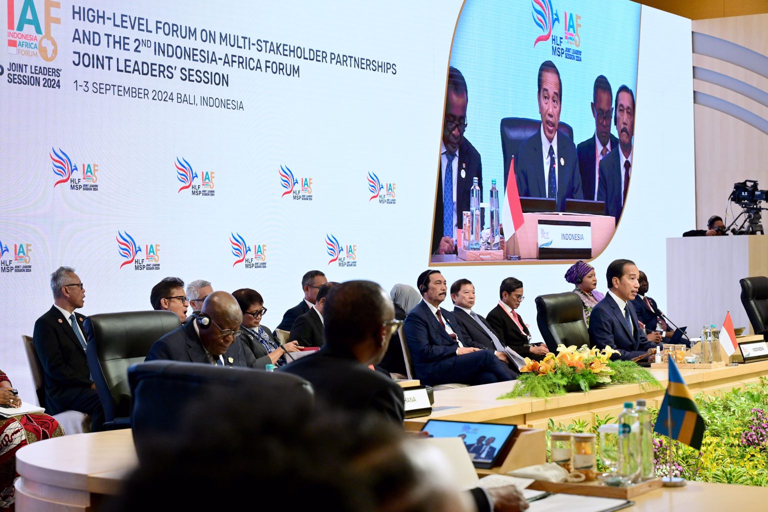 Presiden Jokowi resmi buka Forum Tingkat Tinggi Kemitraan Multipihak dan Indonesia-Afrika ke-2 2024 di Bali. (BeritaNasional/Setkab)