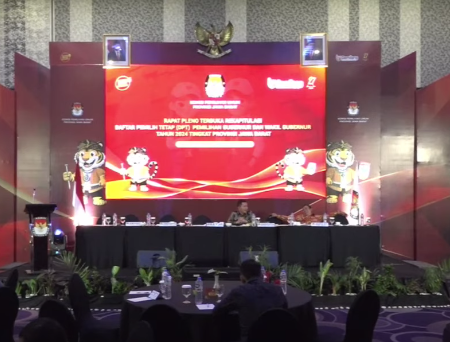 Suasana rapat pleno penetapan paslon Pilgub Jabar. (Foto/tangkapan layar YT KPU)